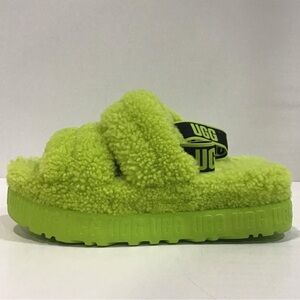 Women’s UGG Oh Fluffita Slippers Green Slides Size 8